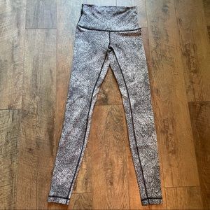 Lululemon Wunder Under Full Length Leggings